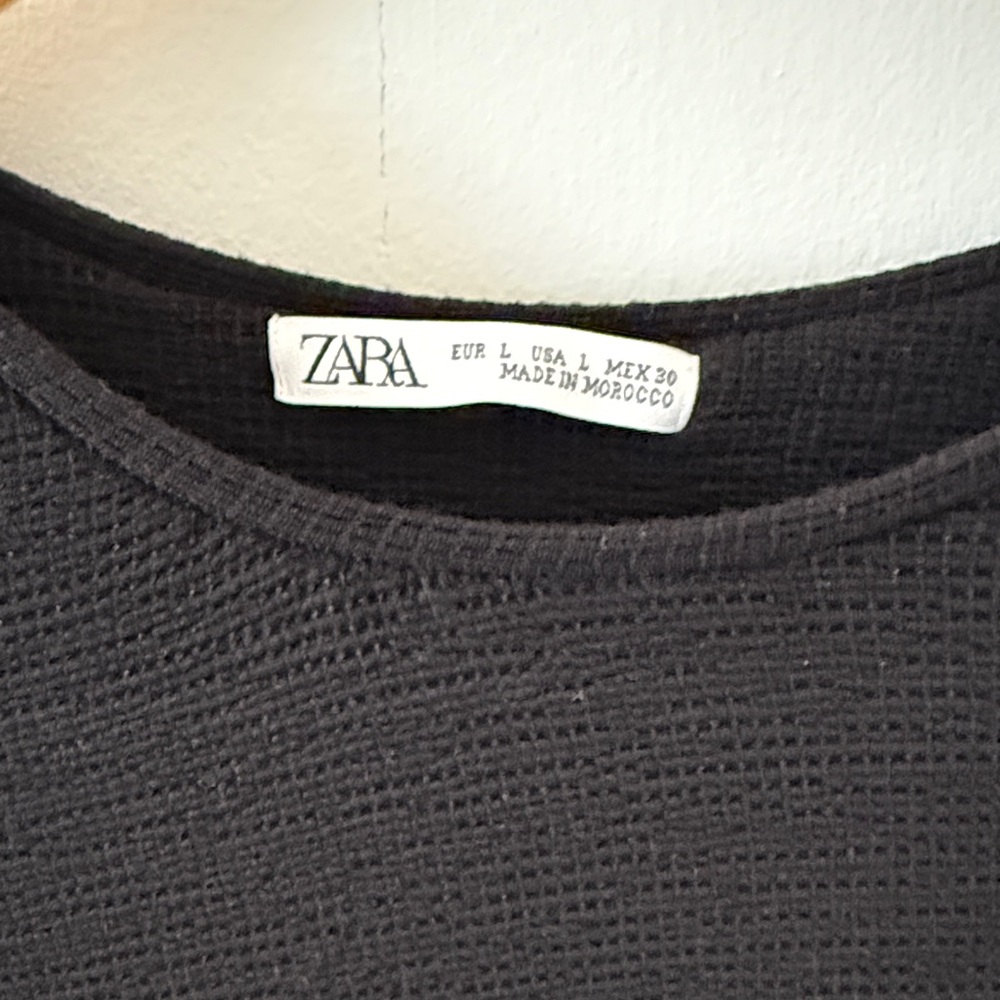 ZARA - Picture 2 of 2